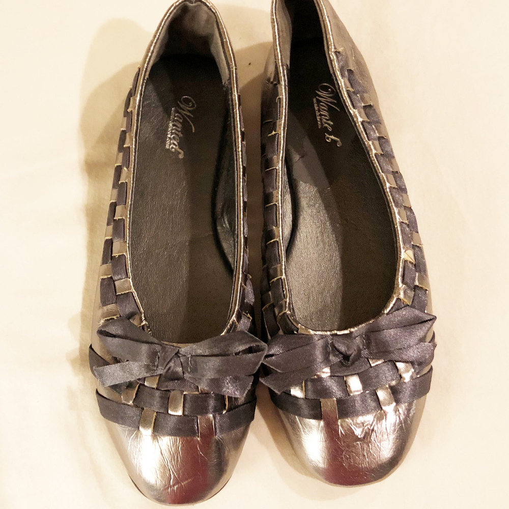 Shoes dress girls new size 2M Wanted pewter bow